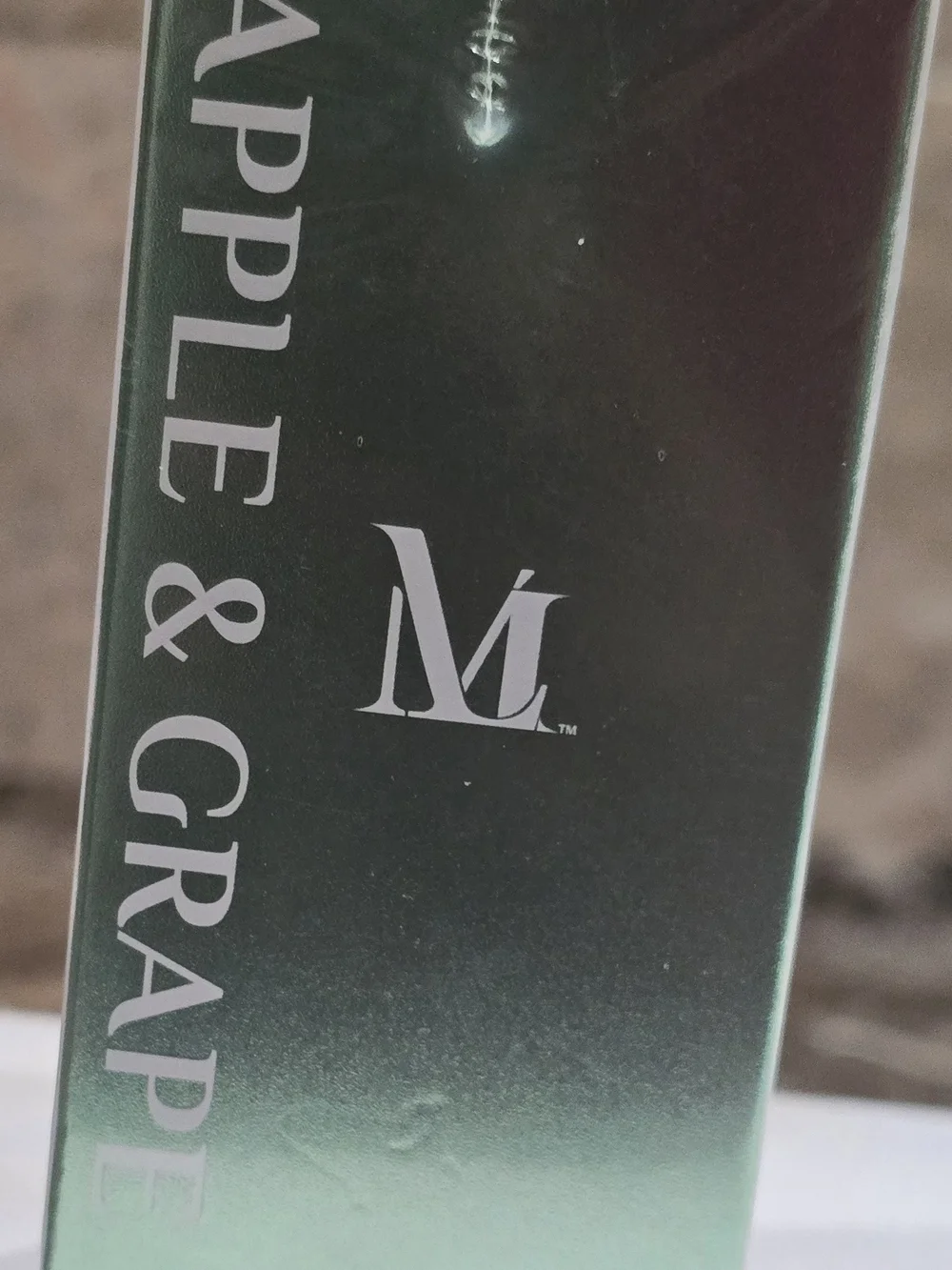Latoua Mille Age-Defying Apple & Grape Extract Serum 30ml NIB